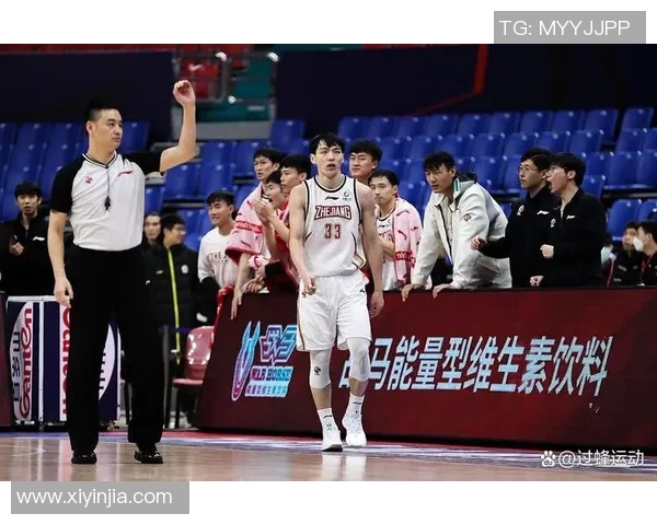 陶汉林的篮球之路：从青涩少年到CBA明星的成长故事与奋斗历程