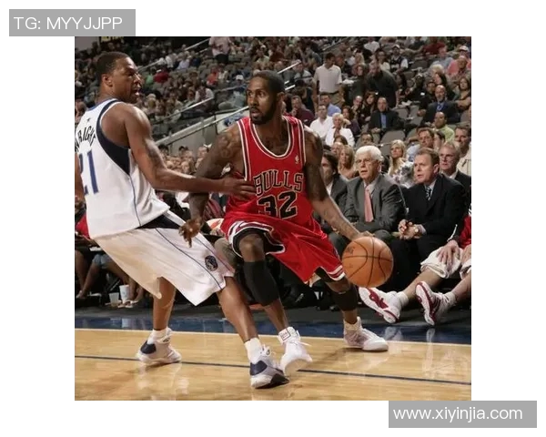 公牛队与小牛队夏季联赛精彩对决回顾与分析 公牛队与小牛队夏季联赛精彩对决回顾与分析